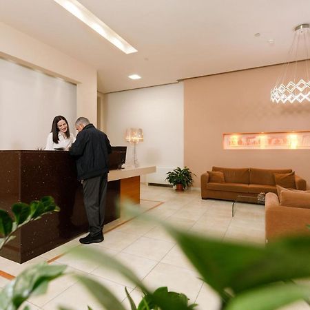 Lamía Hotel Athina מראה חיצוני תמונה