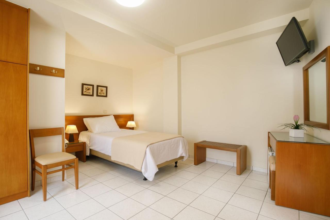 Lamía Hotel Athina מראה חיצוני תמונה