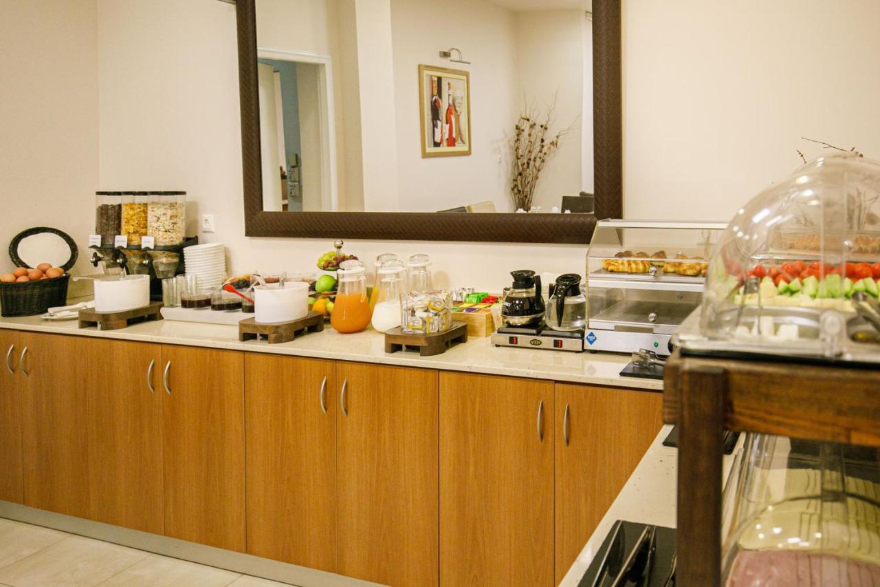Lamía Hotel Athina מראה חיצוני תמונה