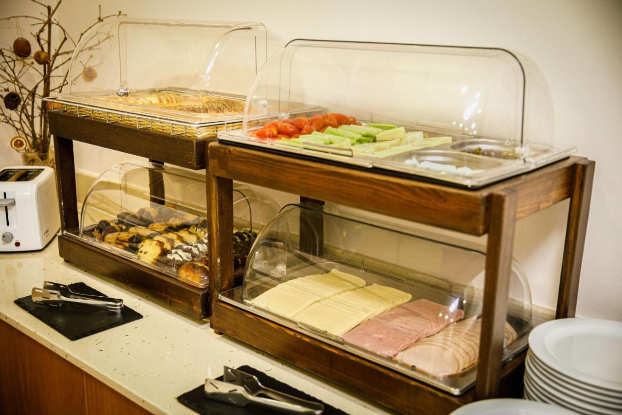 Lamía Hotel Athina מראה חיצוני תמונה